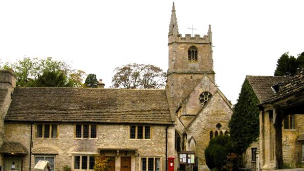 Castle_Combe,_Wiltshire-8105977737.jpg