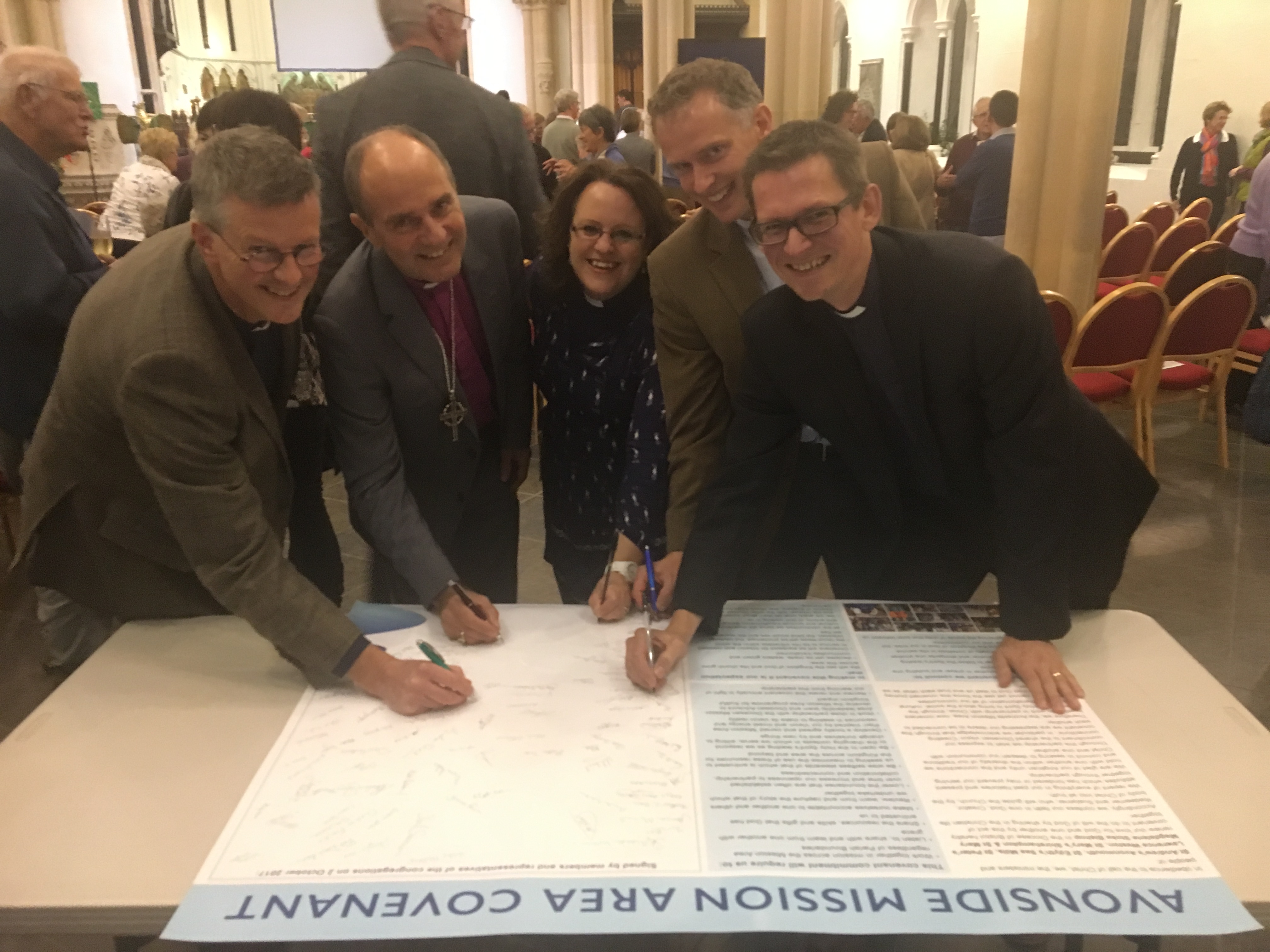 Open Avonside Mission Area churches sign covenant